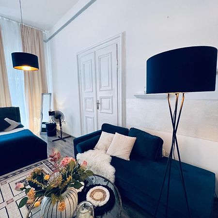Csaky Palace 3 Bratislava Apartment ภายนอก รูปภาพ