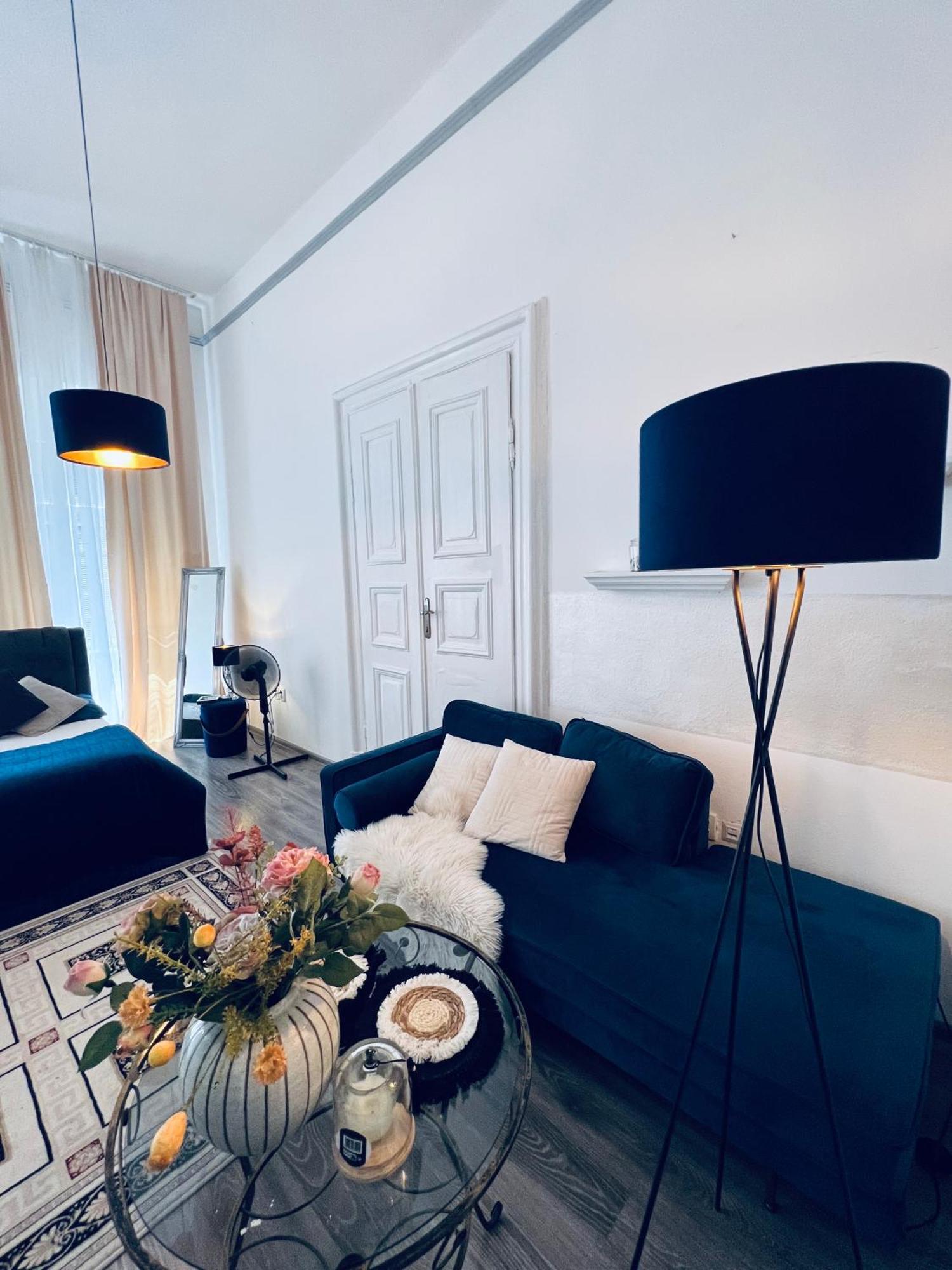 Csaky Palace 3 Bratislava Apartment ภายนอก รูปภาพ