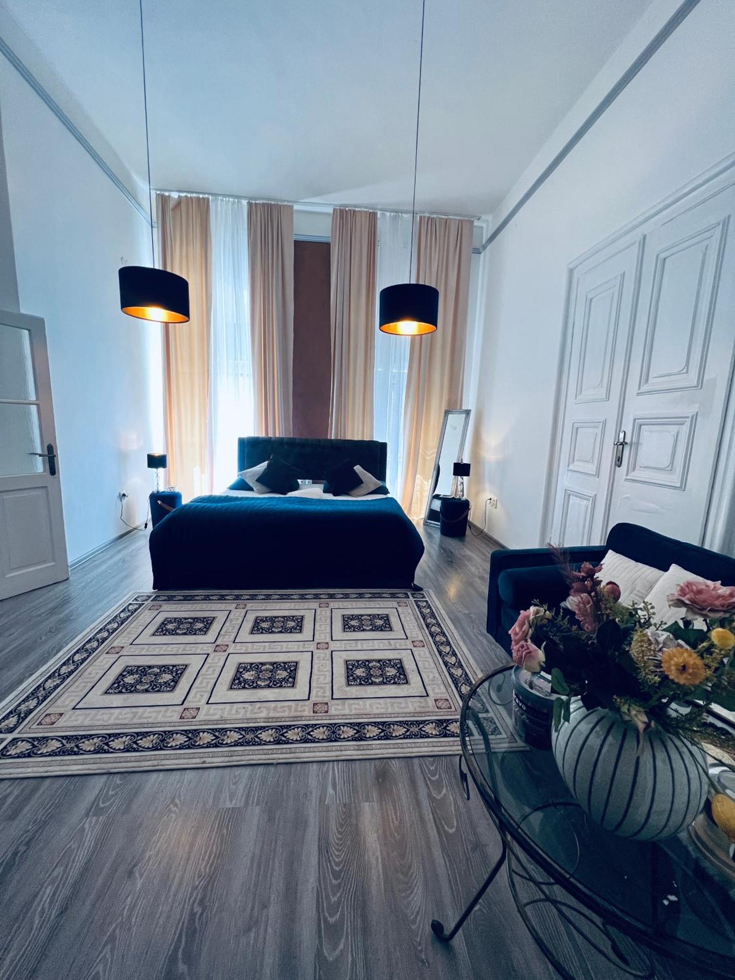 Csaky Palace 3 Bratislava Apartment ภายนอก รูปภาพ
